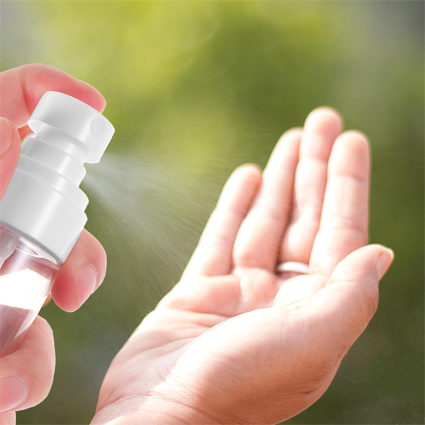 Understanding How a Spray Bottle Works: A Comprehensive Guide