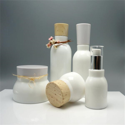 Cosmetic Packaging